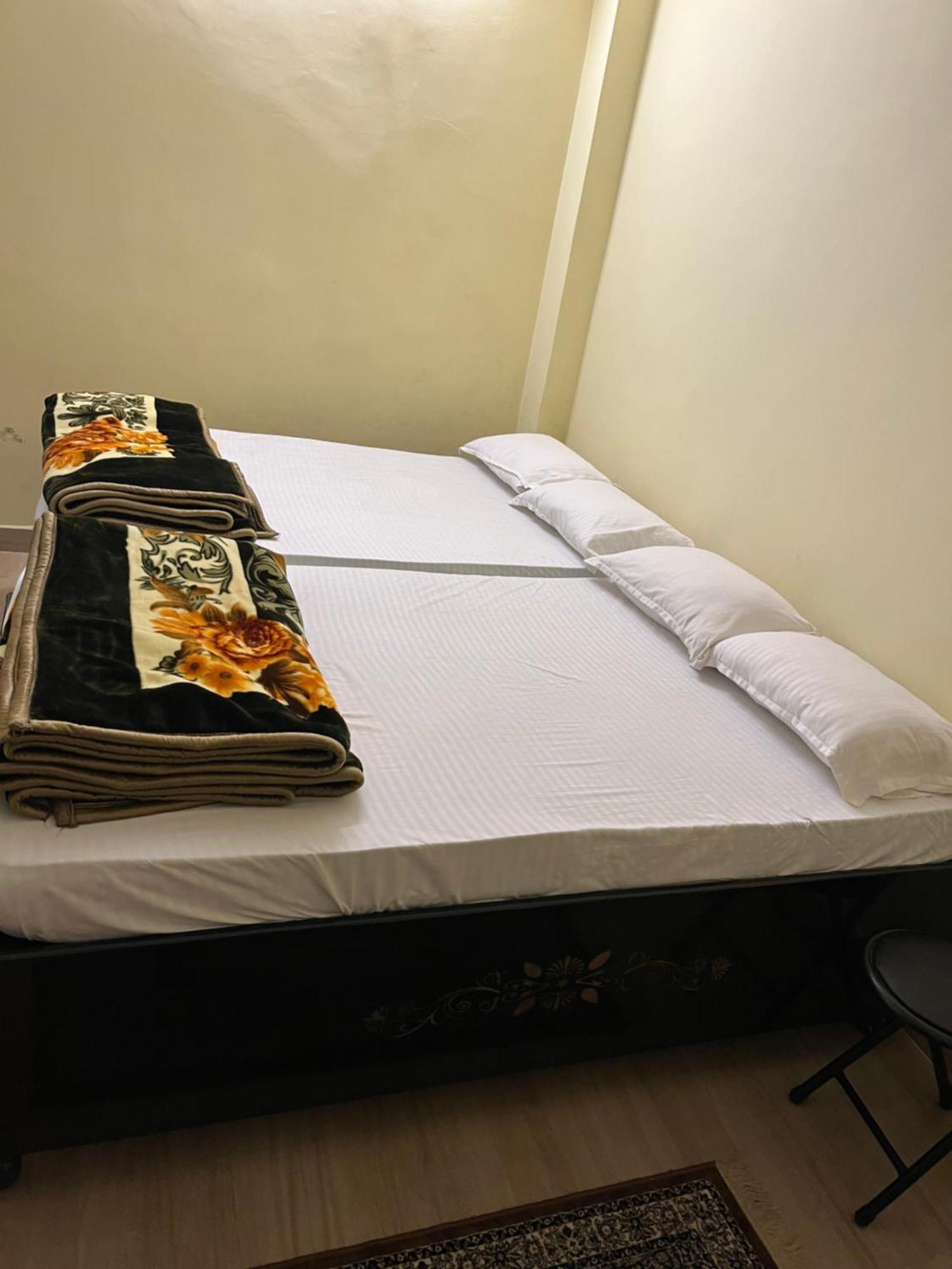 Incredible Banaras Inn 바라나시 외부 사진